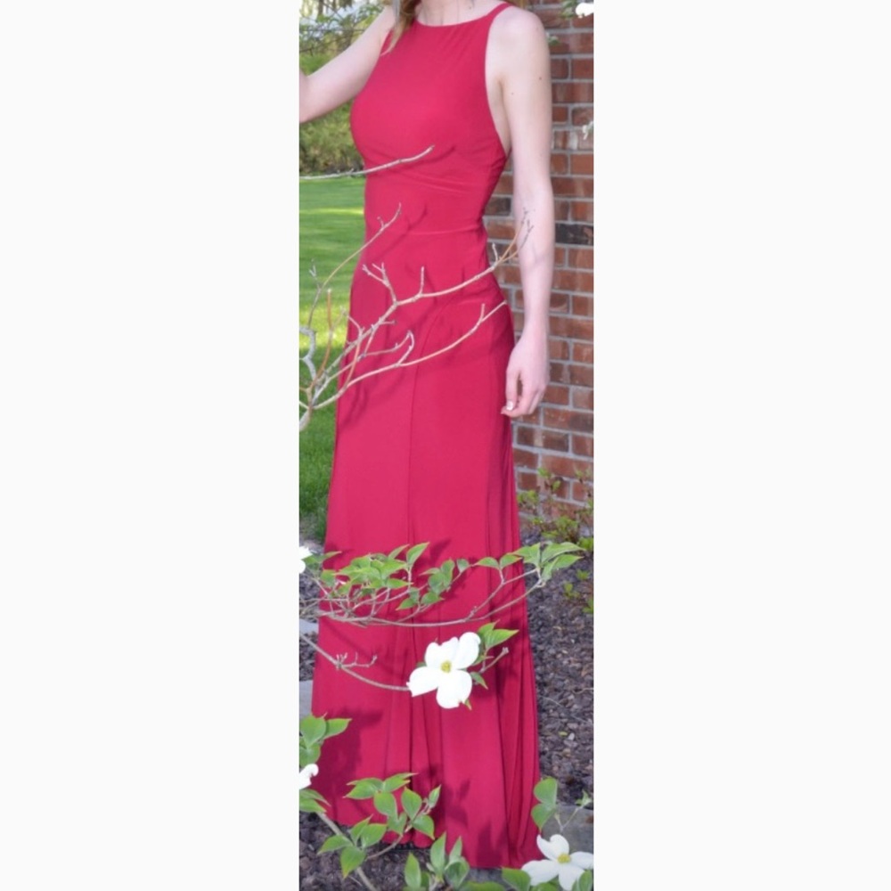 red prom dress